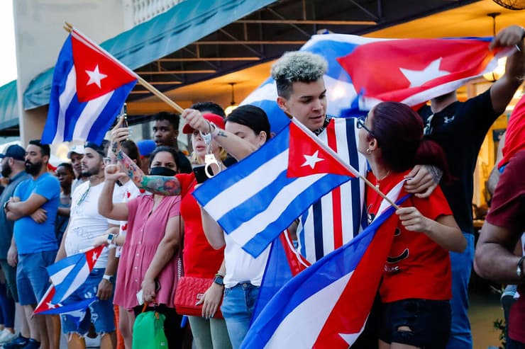 תמיכה במחאה של קובה במיאמי