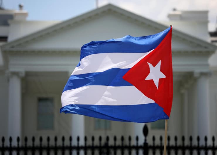 הפגנות תמיכה בקובה מול הבית הלבן