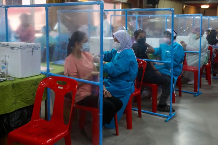 חיסון קורונה בתאילנד