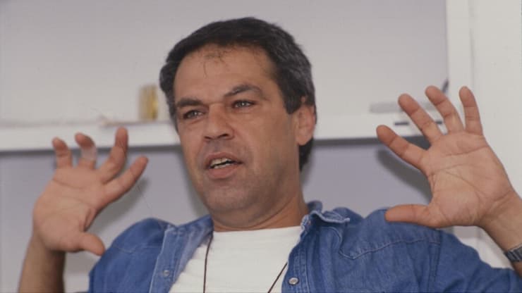 רוני דניאל, אפריל 1989