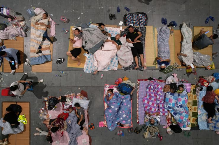 סופה סופת טייפון ב מזרח סין תושבים שפונו מבתיהם מחוז ג'ג'יאנג