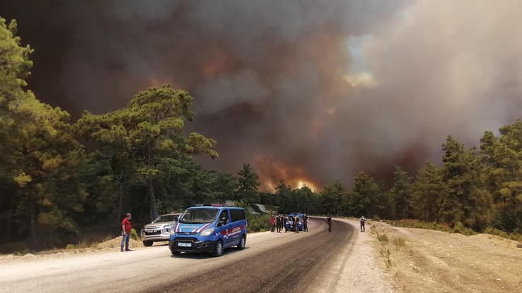 שריפה שריפות יער ב דרום טורקיה