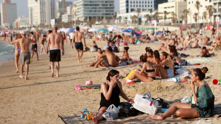 חוף הים בתל אביב (צילום: עמית שעל) חופי תל אביב