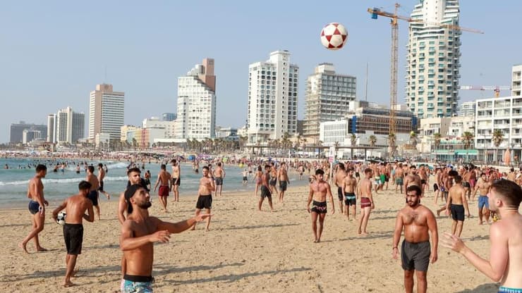 חופי תל אביב