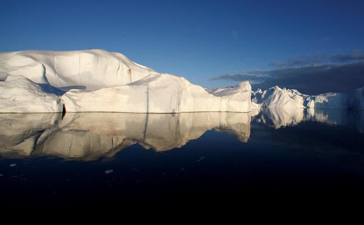 המסת קרח גרינלנד מדף קרח נמס אחרי מזג אוויר חם