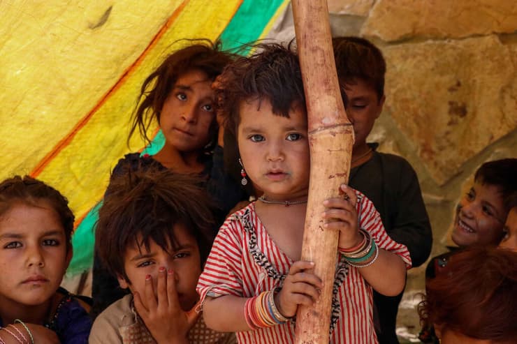 אפגניסטן קנדהאר פליטים ש ברחו מ טליבאן מחכים ב מקלט