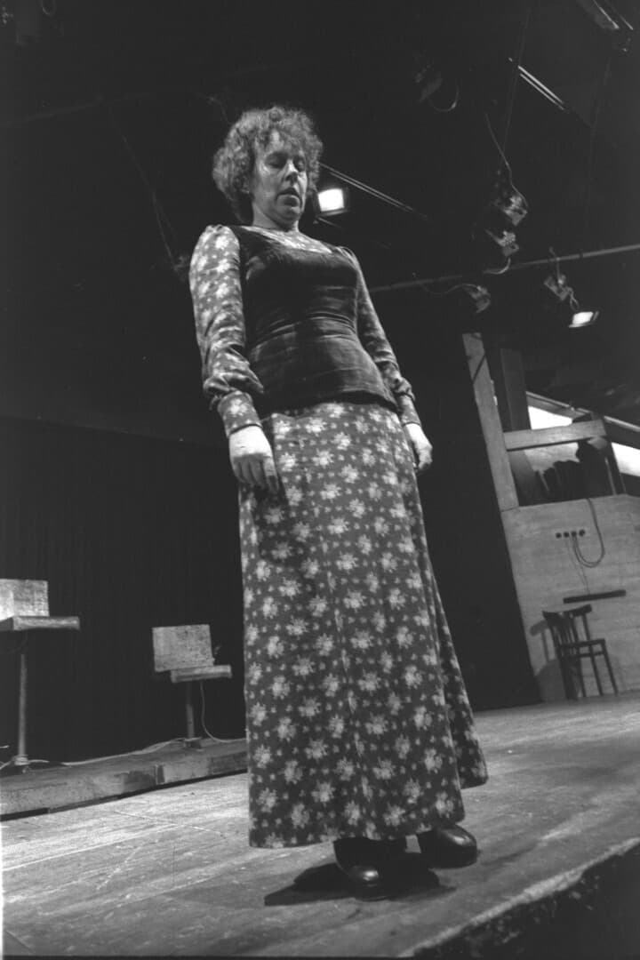 רות סגל ב"סטטוס קוו ואדיס" של יהושע סובול, 1973