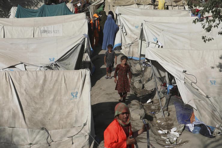 מחנות האוהלים בקאבול. חשש מ"גל רעב"    