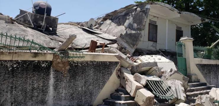 האיטי הרס הריסות אחרי רעש רעידת אדמה דרום מערב המדינה