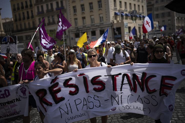 הפגנה נגד התו הירוק במארסיי, צרפת