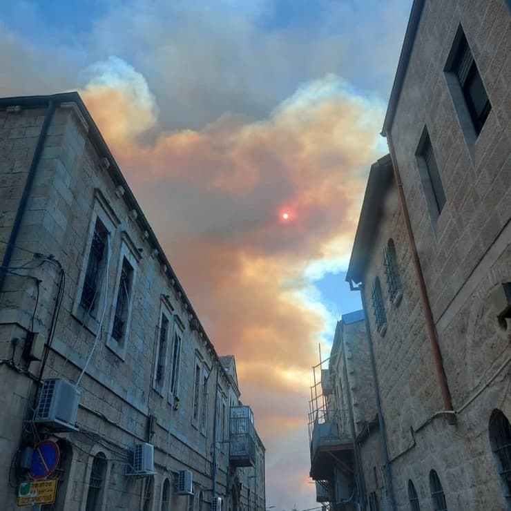 שריפה בבית מאיר סמוך לירושלים