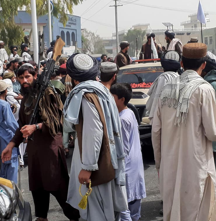 קנדהאר העיר השנייה בגודלה ב אפגניסטן אחרי שנפלה לידי ה טליבאן