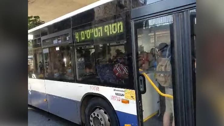 יצאנו לבדוק האם שומרים על ההנחיות באוטובוסים בתל אביב