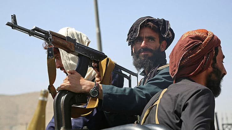 אפגניסטן לוחמי טליבאן ב קאבול