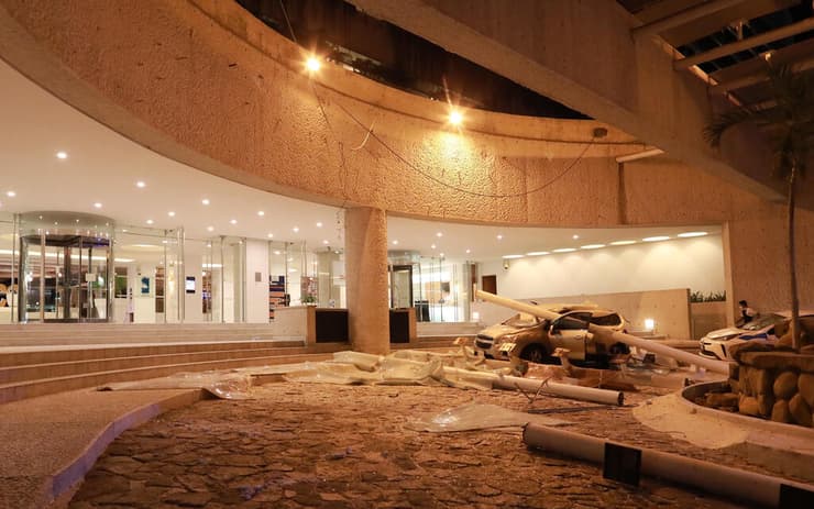 נזק למלון במקסיקו בעקבות רעידת האדמה 