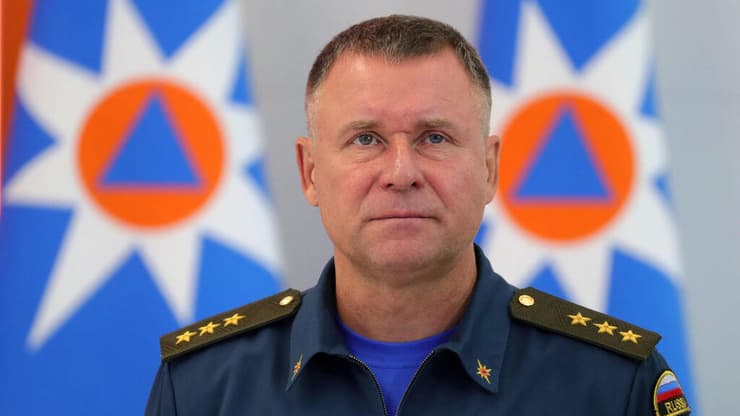רוסיה שר שירותי החירום יבגני זיניצ'ב נפל ומת ב תרגיל