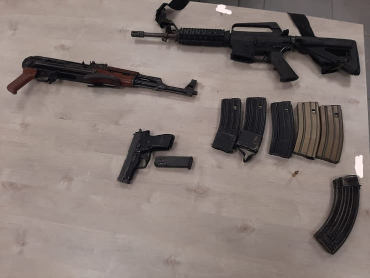 כלי הנשק מאירוע הירי בכפר בגליל