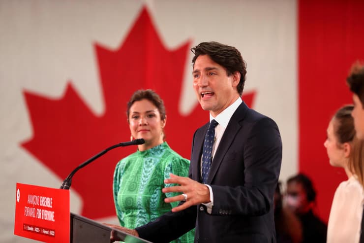 ראש ממשלת קנדה ג'סטין טרודו נאום ניצחון ב מונטריאול אחרי ה בחירות