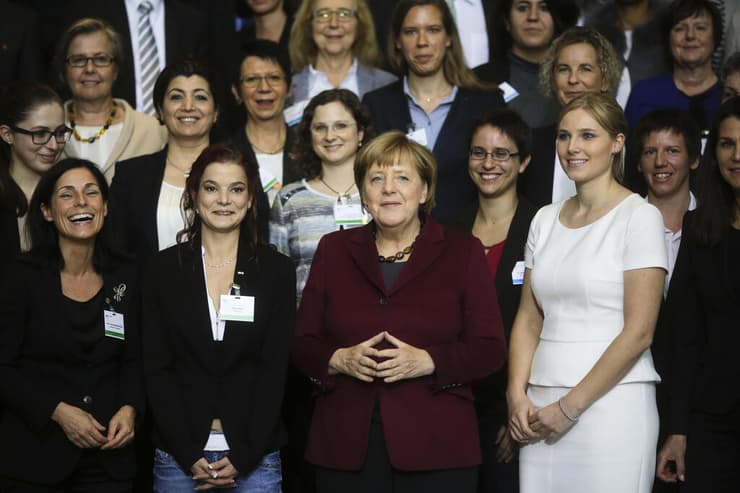 קנצלרית גרמניה אנגלה מרקל כנס נשים מנהיגות ב ברלין 2016