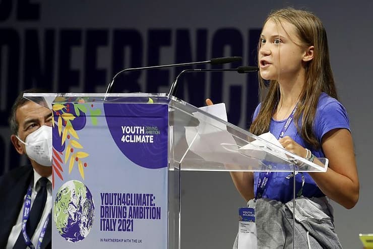 גרטה טונברג בוועידת הנוער באיטליה