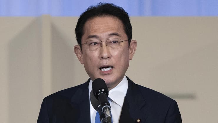 יפן פומיו קישידה שר החוץ לשעבר יהיה ראש הממשלה