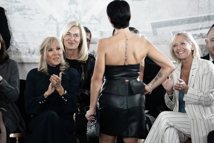 בריז'יט מקרון בשבוע האופנה בפריז