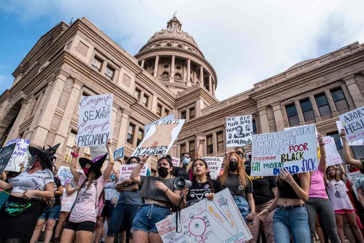 מפגינות ב אוסטין בירת טקסס נגד חוק שאוסר שם הפלה הפלות מלאכותיות ארה"ב תמונת ארכיון 2 באוקטובר