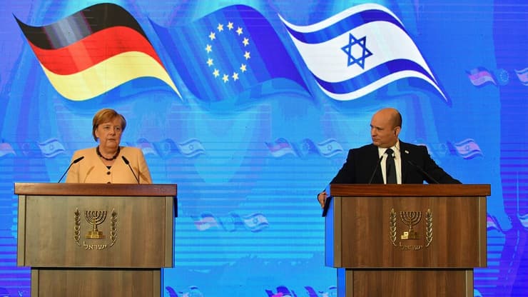 מסיבת עיתונאים משותפת של ראש הממשלה נפתלי בנט עם קנצרלית גרמניה אנגלה מרקל