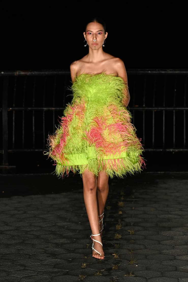 קוואנה צ'ייסינגהורס בתצוגת האופנה של פרבל גורונג