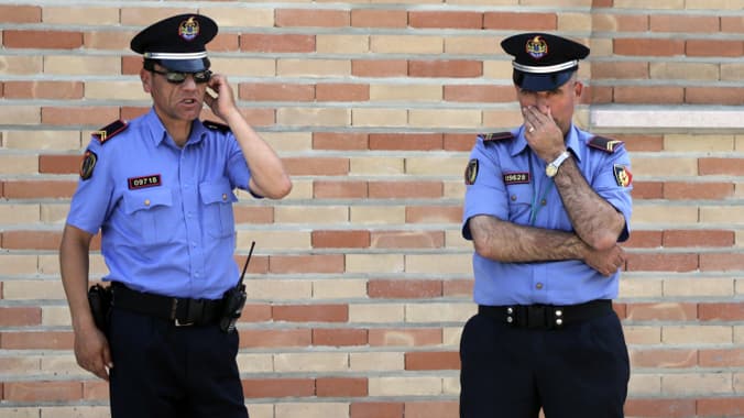 שוטרים באלבניה