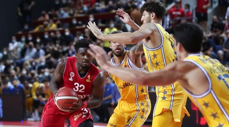 רטין אובסוהן נאבק