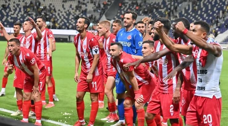 שחקני הפועל ת"א מאושרים