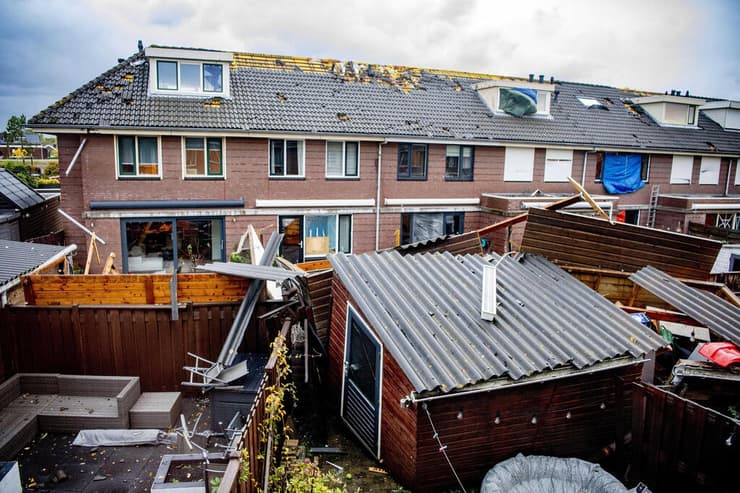 סופה סערה נזקי הסופה אורור הולנד ברנדרכט 