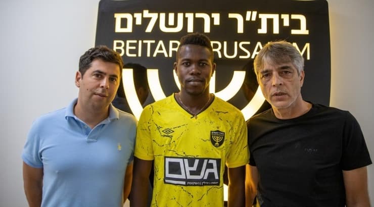 אלי אוחנה, אינזאגי קונה ורועי דניאל