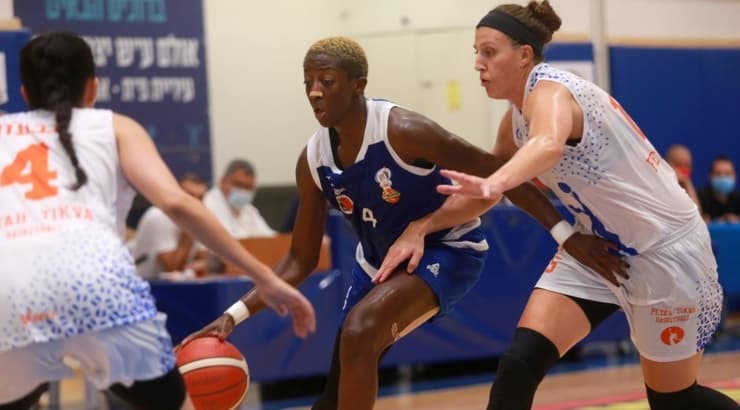 אליסיה ג'נקינס