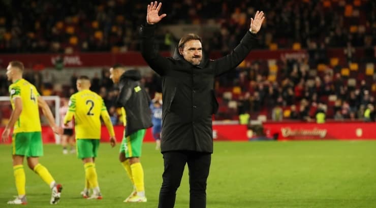 פארקה היום, אחרי הניצחון הראשון של נוריץ' העונה (רויטרס) פארקה היום, אחרי הניצחון הראשון של נוריץ' העונה