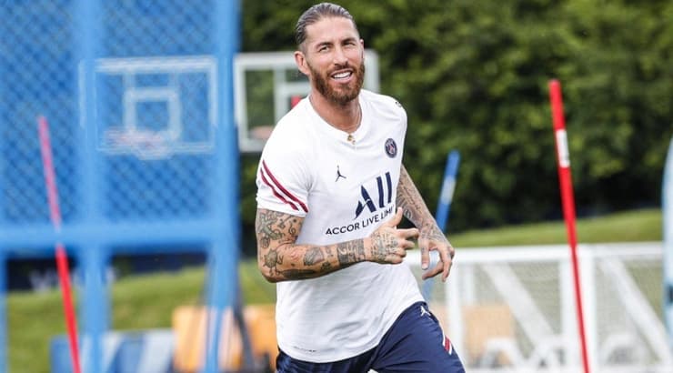 סרחיו ראמוס (האתר הרשמי של פ.ס.ז') סרחיו ראמוס