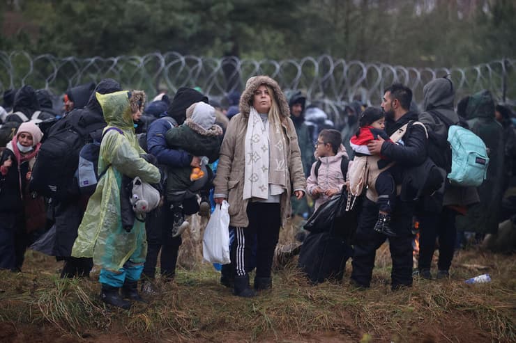 בלארוס משבר מהגרים יזום בגבול עם פולין