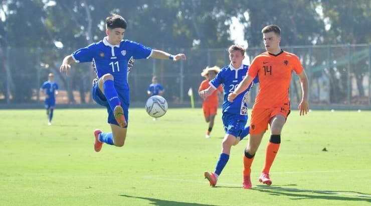 אלכס גוטיום