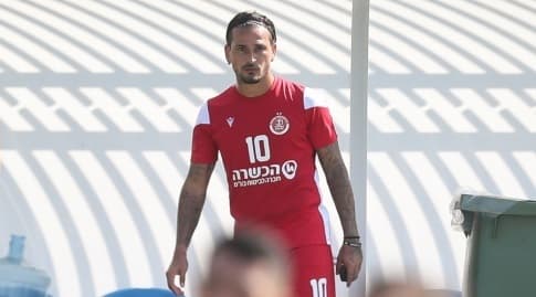 מאור בוזגלו באימון הפועל ת"א