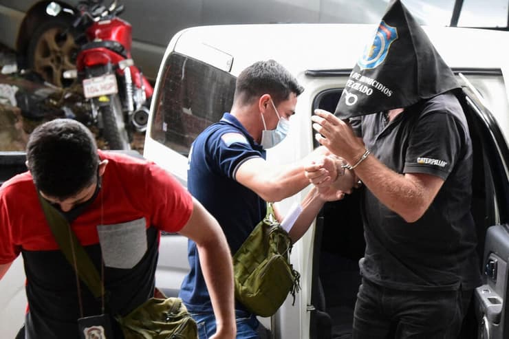 פרגוואי שלושה אזרחי גרמניה עצורים פרשת רצח ו כינורות כינור סטרדיווריוס