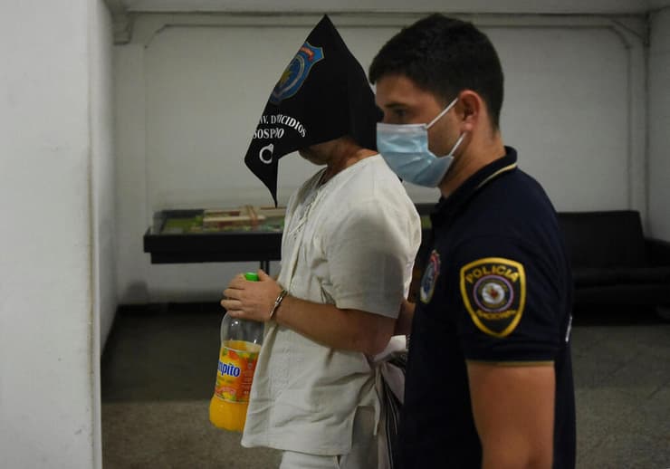 פרגוואי שלושה אזרחי גרמניה עצורים פרשת רצח ו כינורות כינור סטרדיווריוס