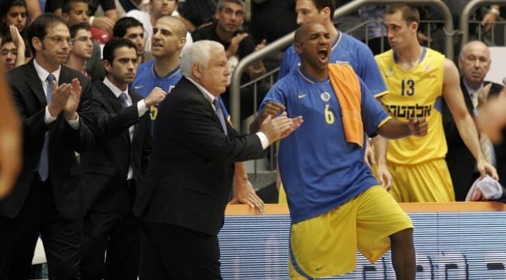 פיני גרשון ודריק שארפ חוגגים (דרור עינב) פיני גרשון ודריק שארפ חוגגים