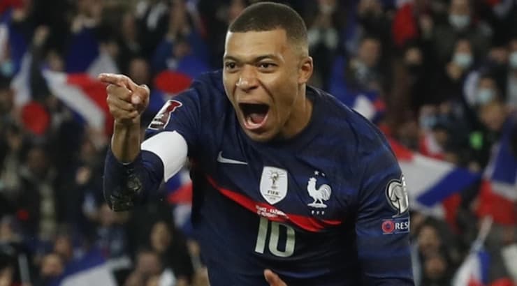 קיליאן אמבפה חוגג (רויטרס) קיליאן אמבפה חוגג