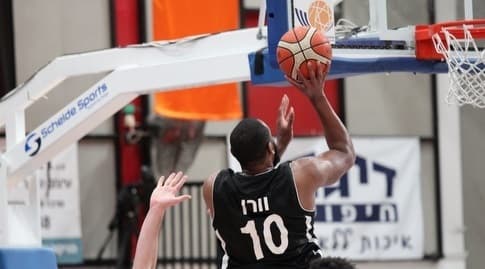 סטורם וורן עולה לסל (הראל שורצברג) סטורם וורן עולה לסל