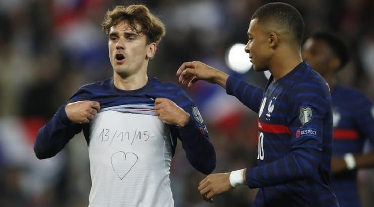 קיליאן אמבפה ואנטואן גריזמן חוגגים (רויטרס) קיליאן אמבפה ואנטואן גריזמן חוגגים