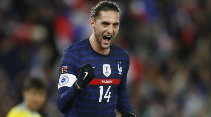 אדריאן ראביו חוגג (רויטרס) אדריאן ראביו חוגג