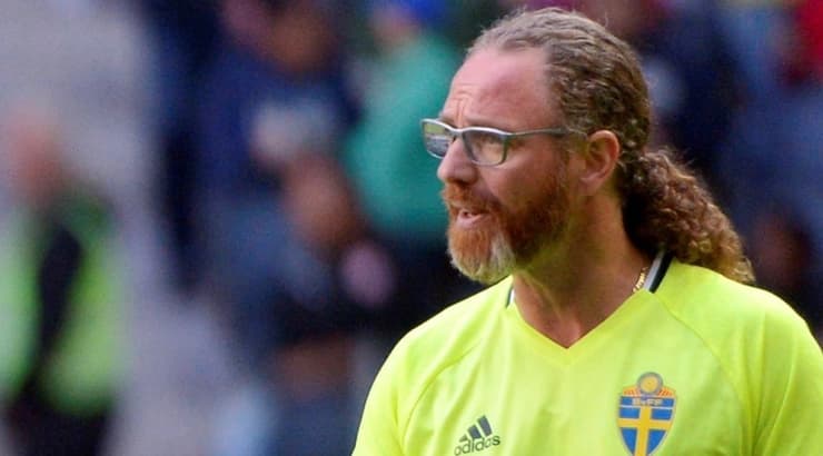 ריקארד דהאן. שבדי שעובד באיי פארו ומדבר עברית