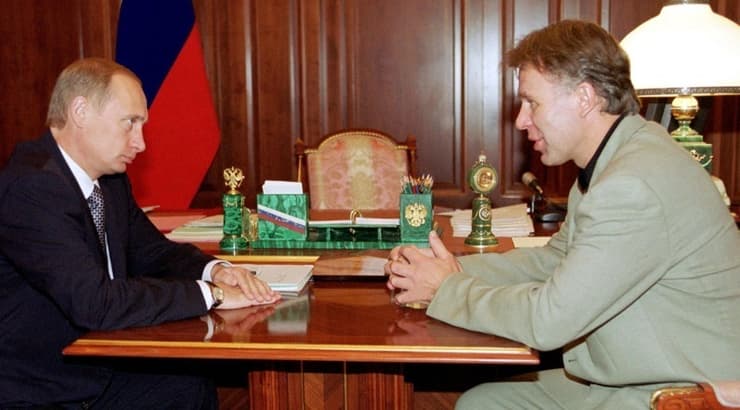 נשיא רוסיה פוטין עם ואצ'יסלב פטיסוב לפני 20 שנים