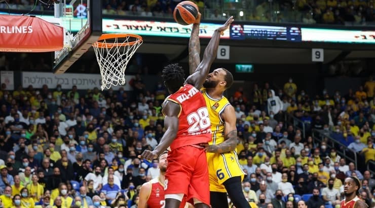 דריק וויליאמס ואיברהימה פאייה (איציק בלניצקי) דריק וויליאמס ואיברהימה פאייה